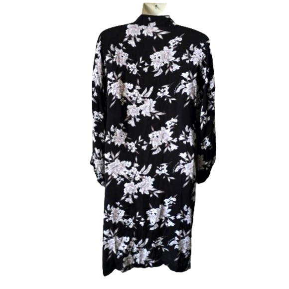 Spiritual Gangster Maya Black and Gray Floral Print Kimono Robe One Size… - Picture 2 of 7